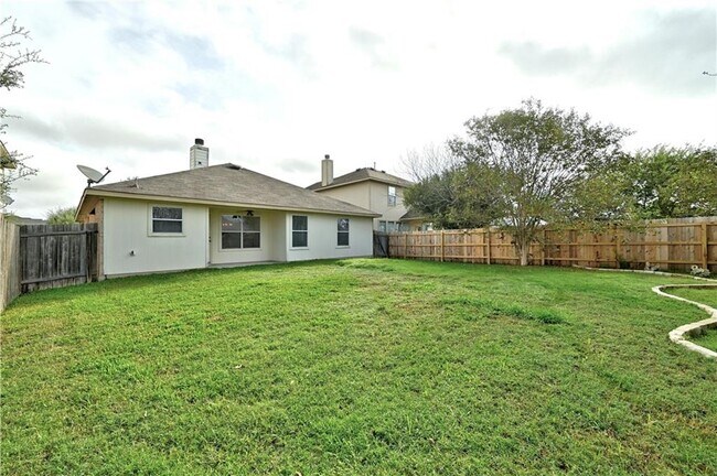 Building Photo - 4017 Bandice Ln