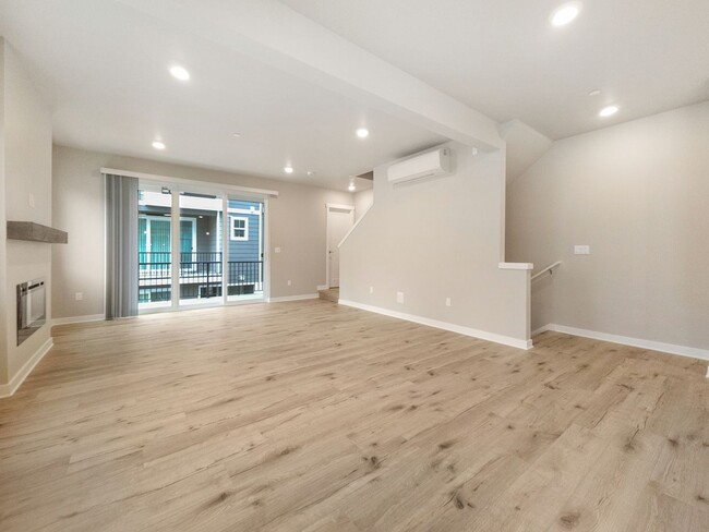 Building Photo - Newly Built 4-Bedroom Townhome with Modern...