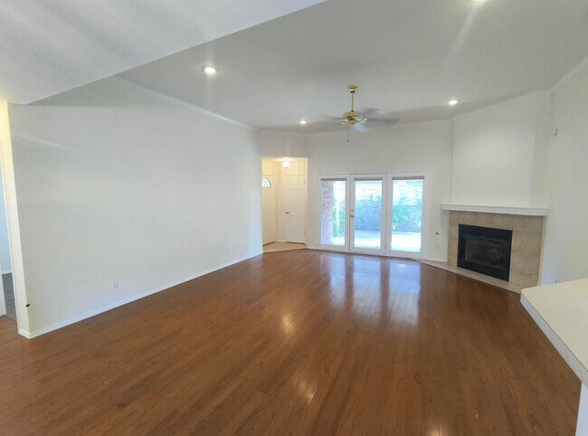 Building Photo - 4301 Pinon Ridge Dr