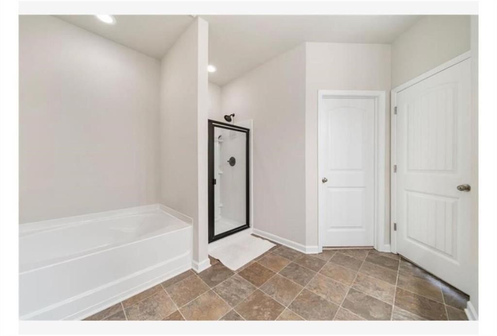 Building Photo - 1427 Haynescrest Ct