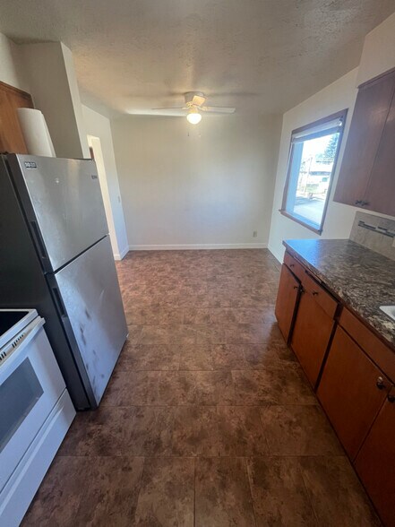 Building Photo - 120 E Euclid Ave