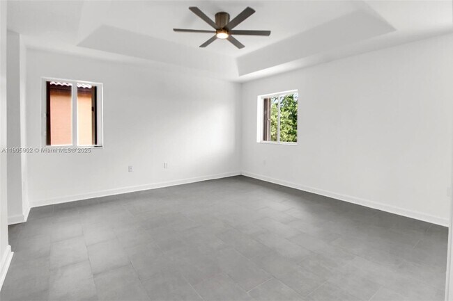 Building Photo - 13505 SW 122nd Ave