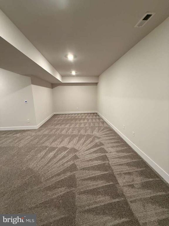 Building Photo - 704 Peony Ln