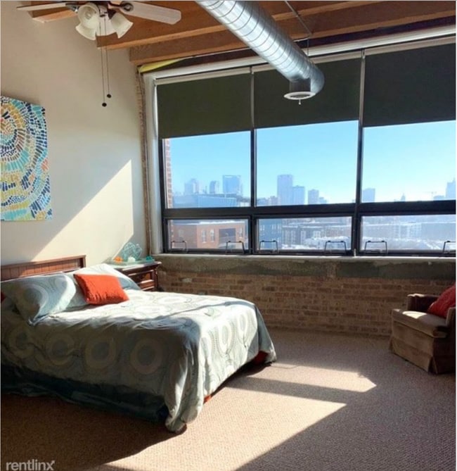 Building Photo - 234 E Reservoir Ave