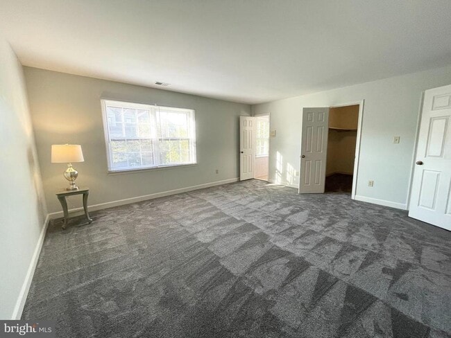 Building Photo - 6319 Chaucer View Cir