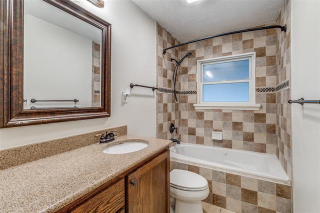 Building Photo - 528 Hambrick Rd