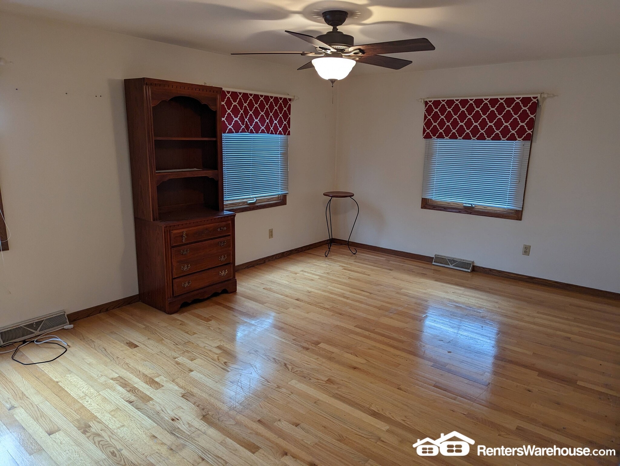 Building Photo - 8861 Greenhill Ln