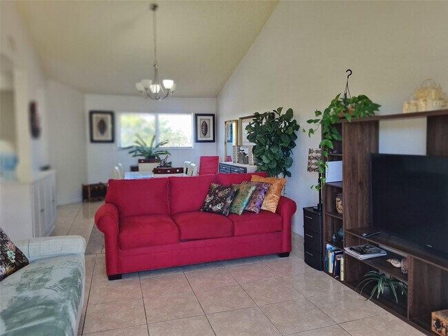 Building Photo - 3421 NW 44th St