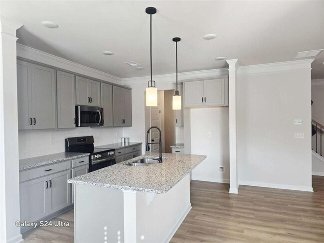 Building Photo - 2625 Ravencliff Dr