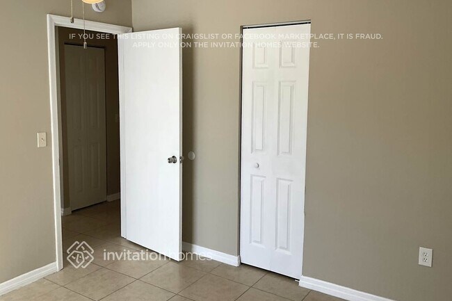 Building Photo - 4512 Grainary Ave