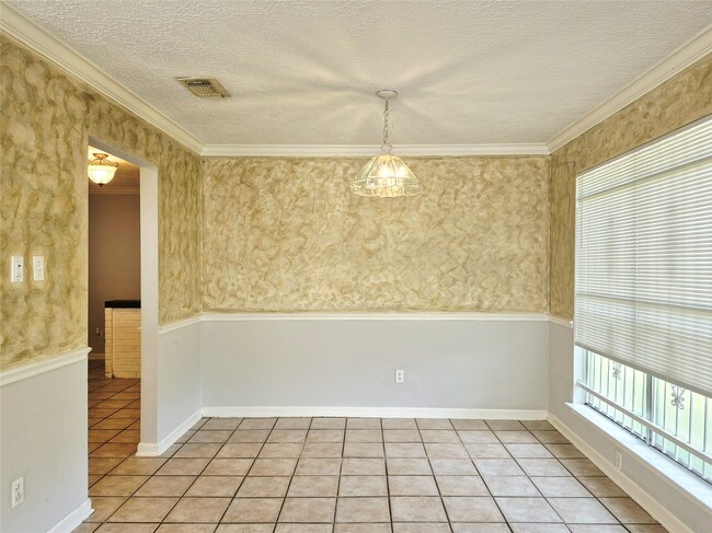 Building Photo - 13211 Whitchurch Way