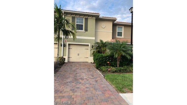 Building Photo - 12571 Laurel Cove Dr