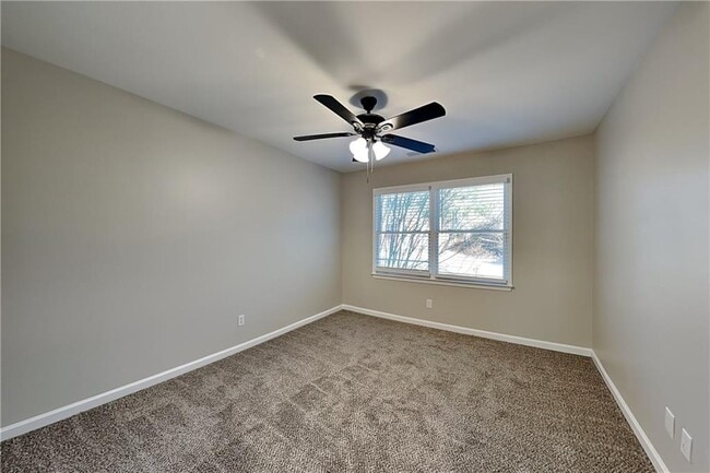 Building Photo - 2101 Chatou Pl