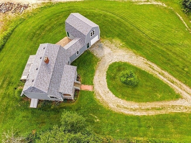 Building Photo - 370 Harwood Ave