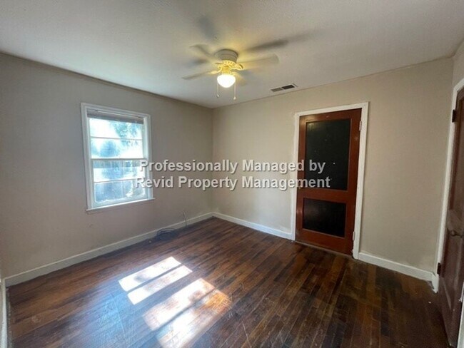 Building Photo - 3725 Tutwiler Ave