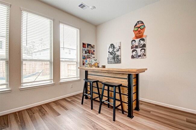 Building Photo - 617 Aspen Falls Ct