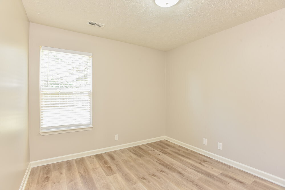 Building Photo - 1315 Owasa Trail