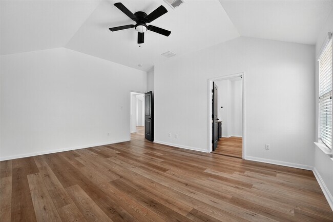 Building Photo - 4500 Aria Cove