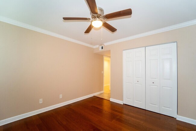 Building Photo - 6 Alcira Ct