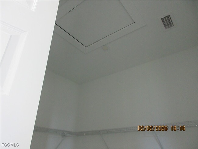 Building Photo - 208 NW 6th St