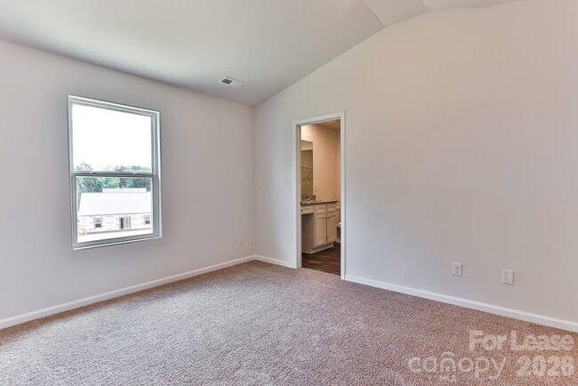 Building Photo - 6136 Ahoskie Dr