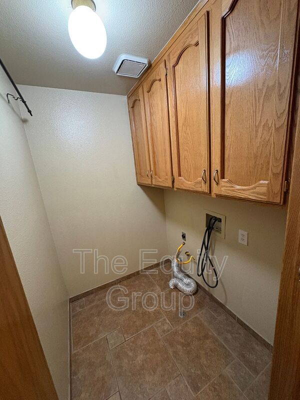 Building Photo - 644 N Atwood St