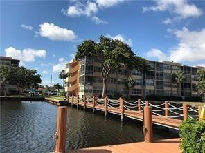 Building Photo - 2761 Taft St