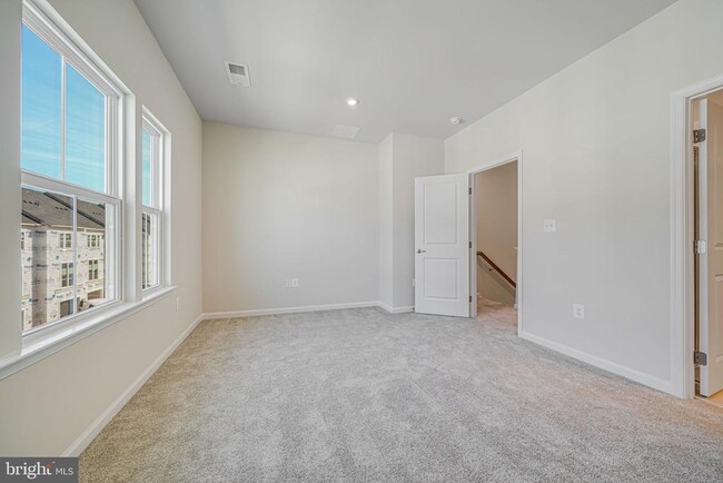 Building Photo - 4724 Torrey Ln