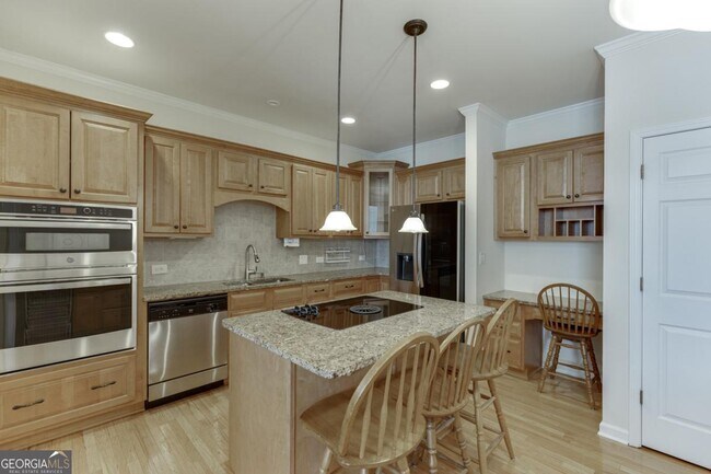 Building Photo - 7565 Grand Reunion Dr