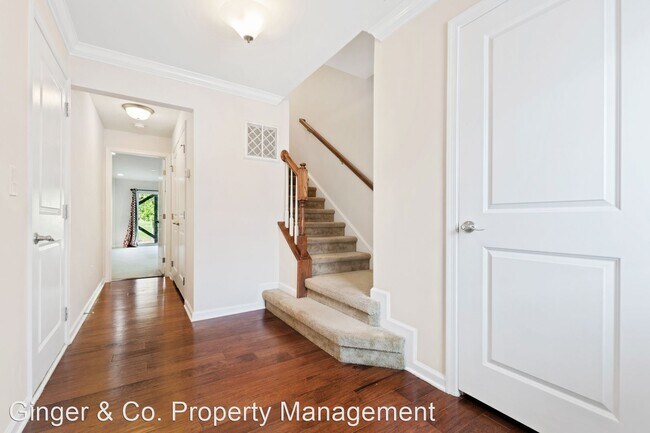 Building Photo - 4 br, 3.5 bath House - 511 Pemberwich Place