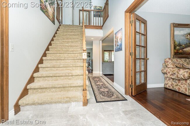 Building Photo - 1574 Devonshire Dr