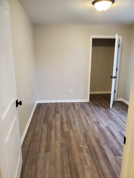 Building Photo - 119 W Wisconsin Ave