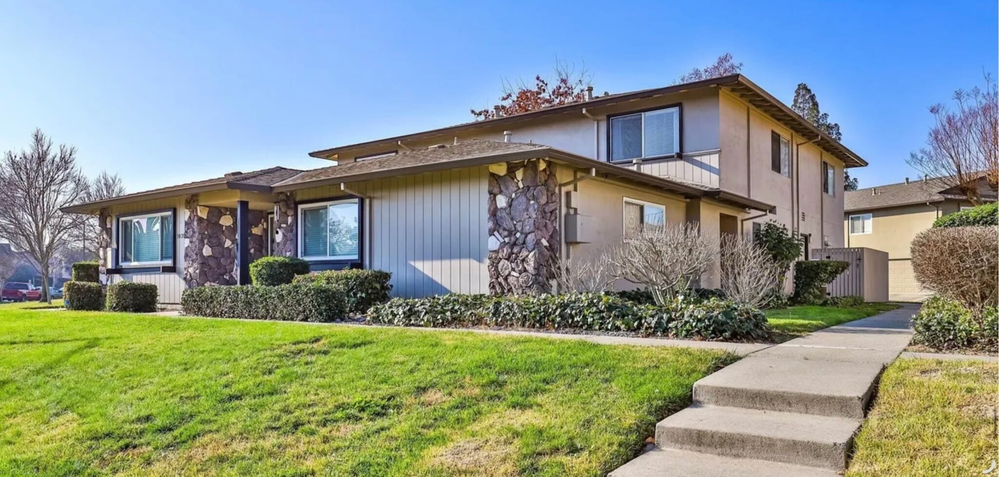 Building Photo - 1039 Mohr Ln