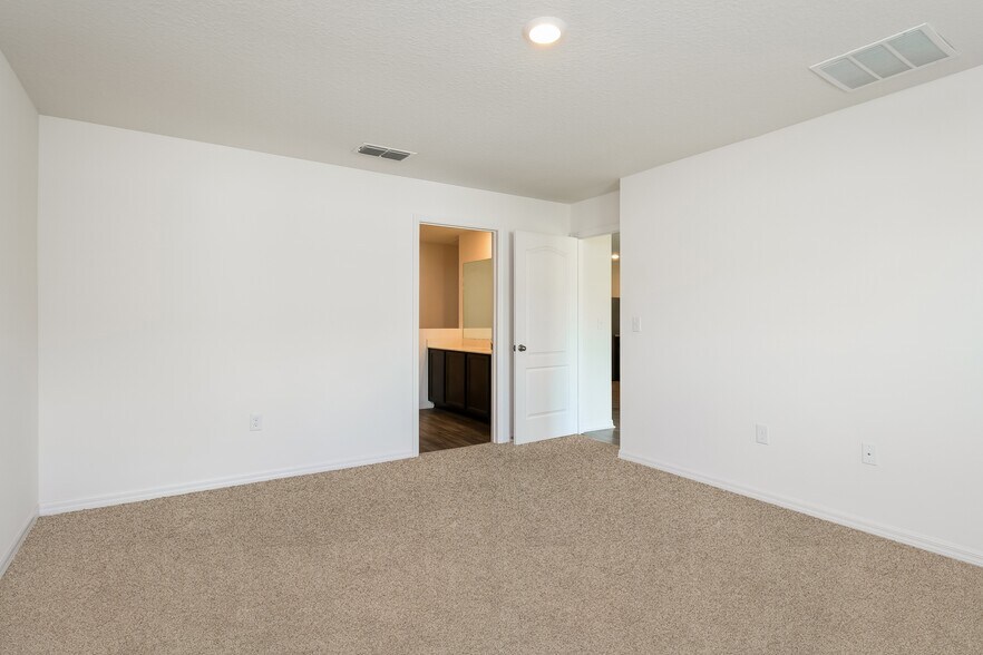 Building Photo - 509 Kensington View Dr