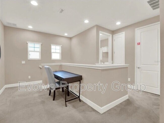 Building Photo - 1449 Fairview Cir