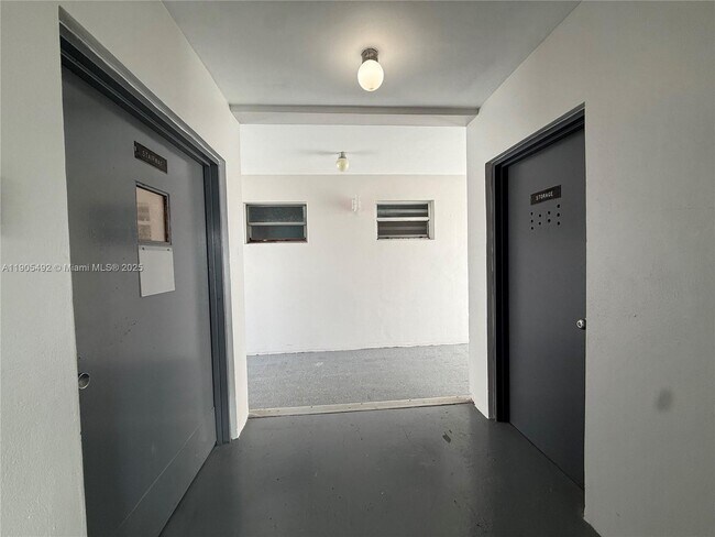 Building Photo - 15600 NW 7th Ave