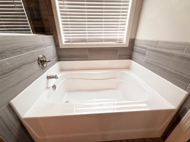 Building Photo - 4502 Big Rock Rdg Trl