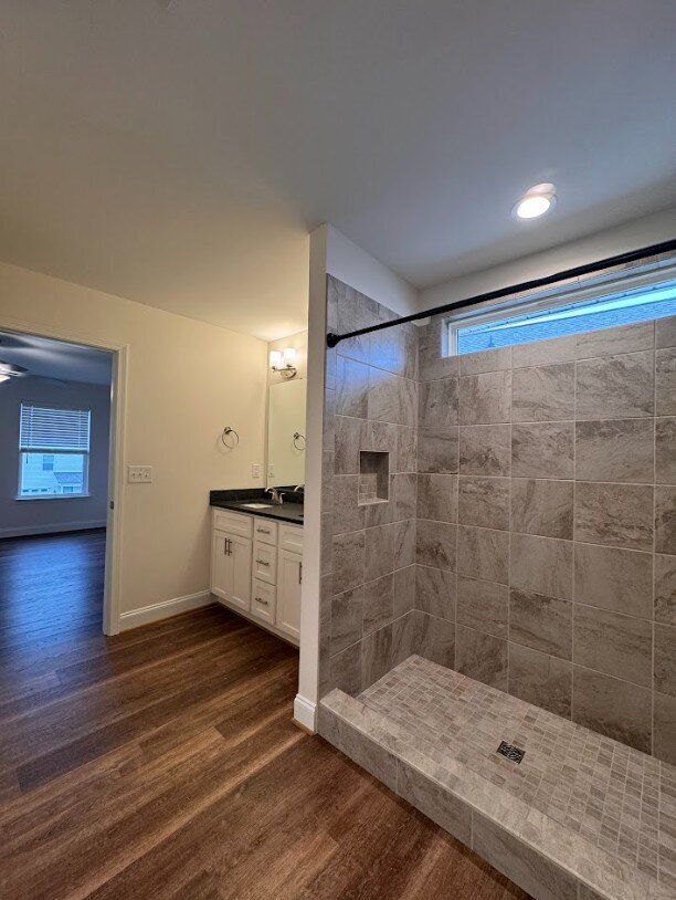 Building Photo - Inquire today on how to get FREE rent!