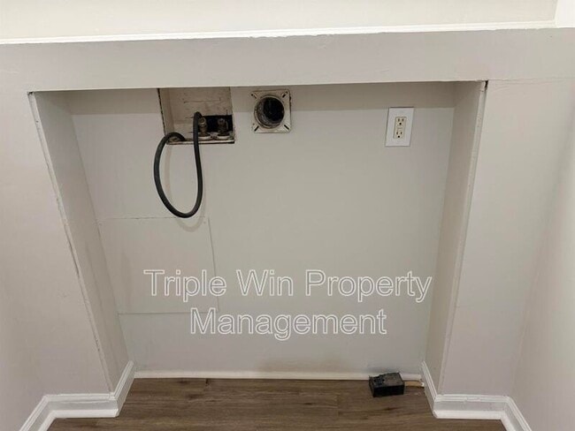 Building Photo - 10508 Druid Dr