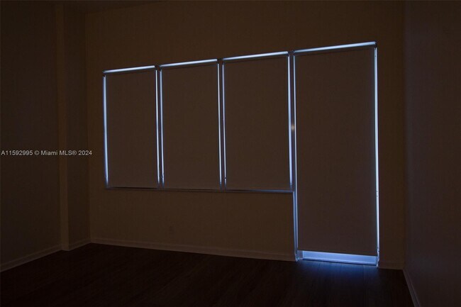 Building Photo - 3725 S Ocean Dr