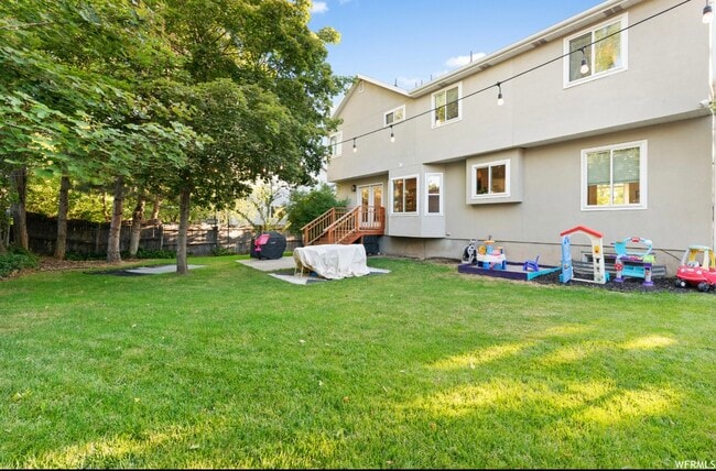 Building Photo - 10311 S Calla Lily Way