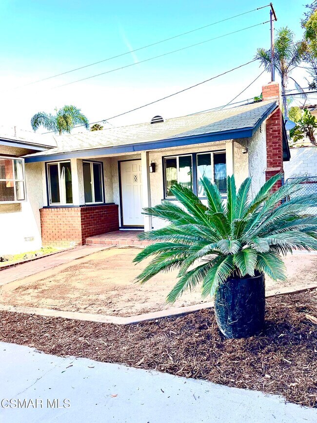 Building Photo - 1045 Marvista Ave