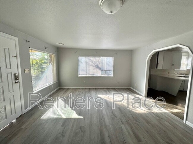 Building Photo - 4720 S 29th W Ave