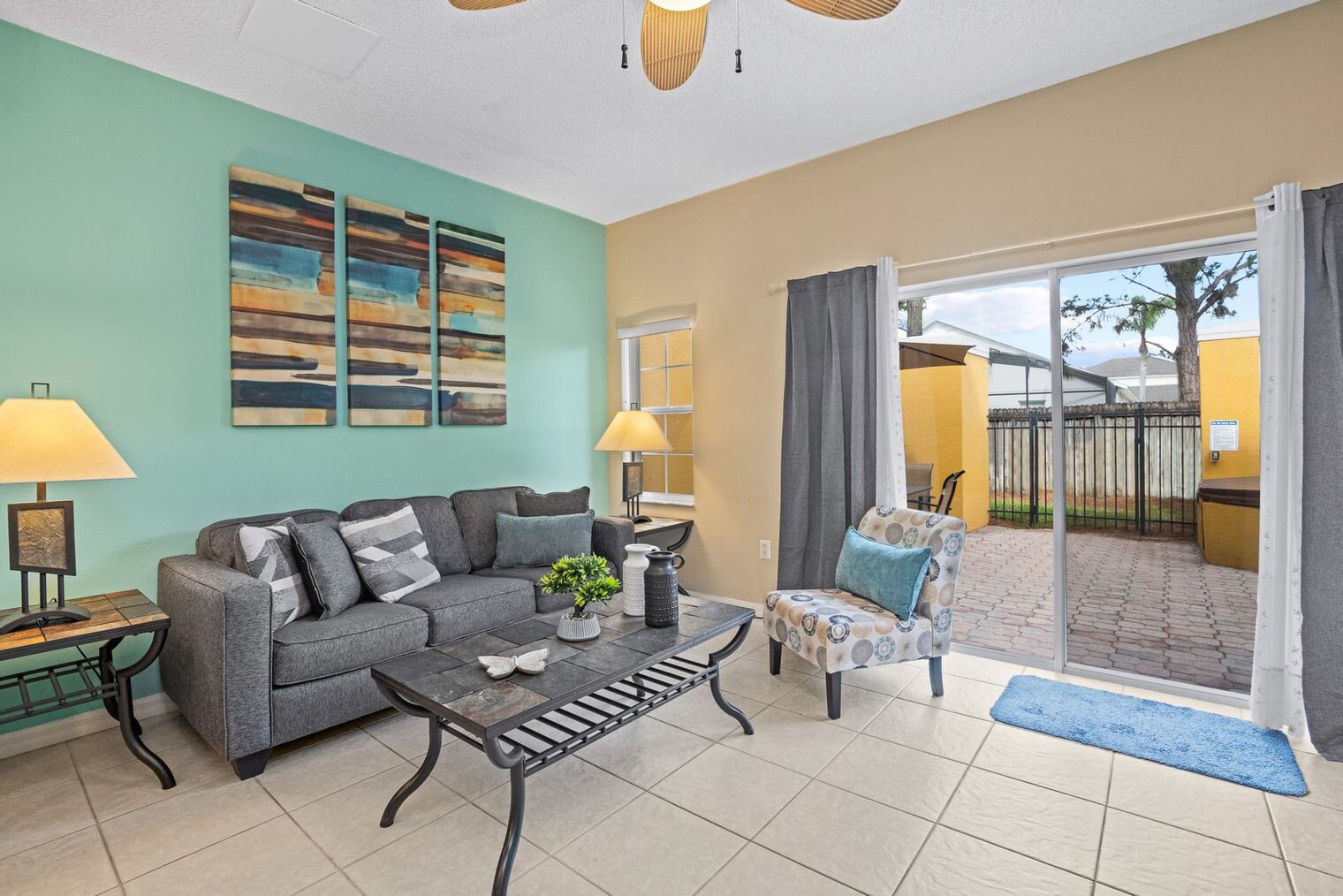 Building Photo - 127 Pompano Beach Dr