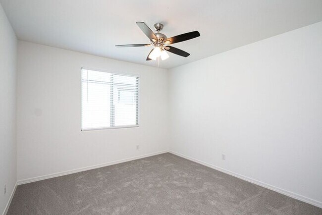 Building Photo - MOVE IN SPECAILS!! ONE MONTH RENT FREE!! Laveen Home Up For RENT! 4BD 2.5 BA