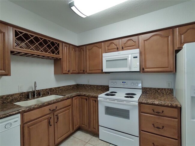 Building Photo - 538 Orange Dr