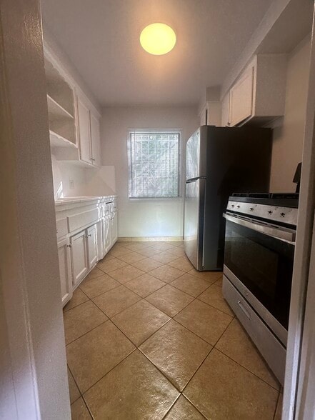 Building Photo - 8363 Blackburn Ave