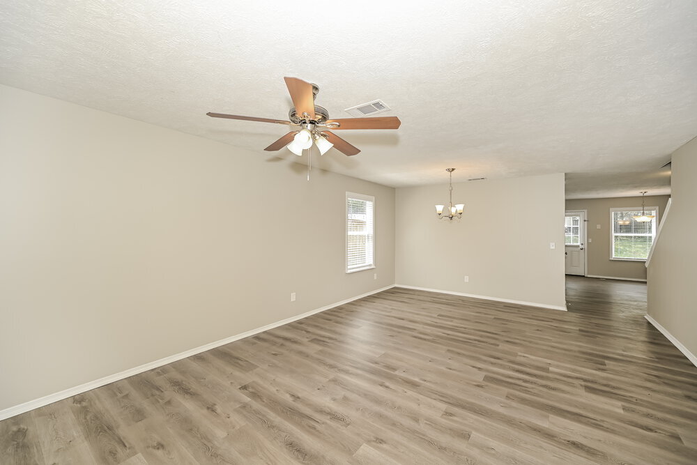 Building Photo - 5625 Dory Dr