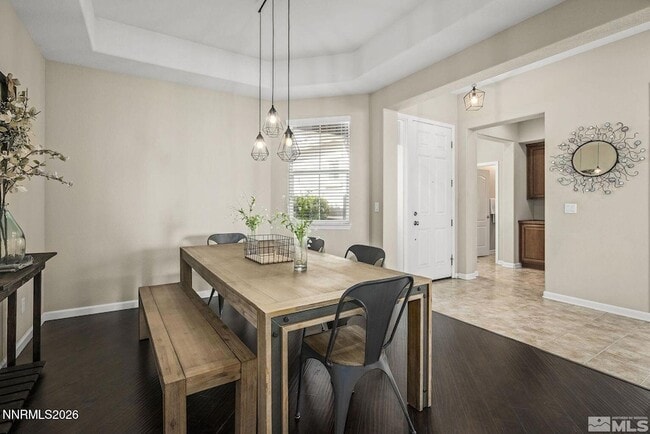 Building Photo - 735 Sienna Park Dr