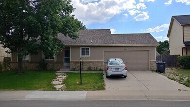 Building Photo - 4787 Sunvalley Dr